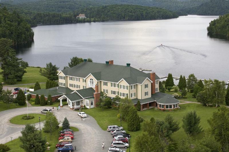 Auberge Du Lac-A-L'Eau-Claire Saint-Alexis-des-Monts Exterior photo